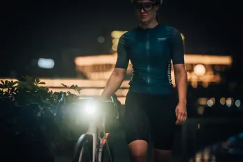 MOON TITAN MAX 1700 LÜMEN USB ÖN FAR - 8