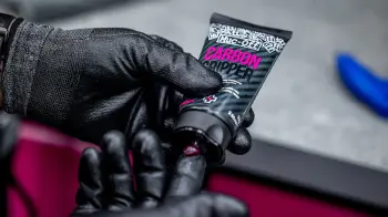 MUC-OFF 75 GR CARBON TUTUCU - 2