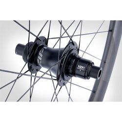 ZIPP 303 S CARBON TUBELES DISC XDR BODY YOL JANT SETİ - Thumbnail